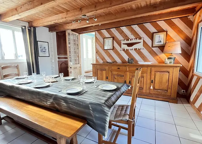 Charmante Au Centre De Avec Cour * 拉考德索梅